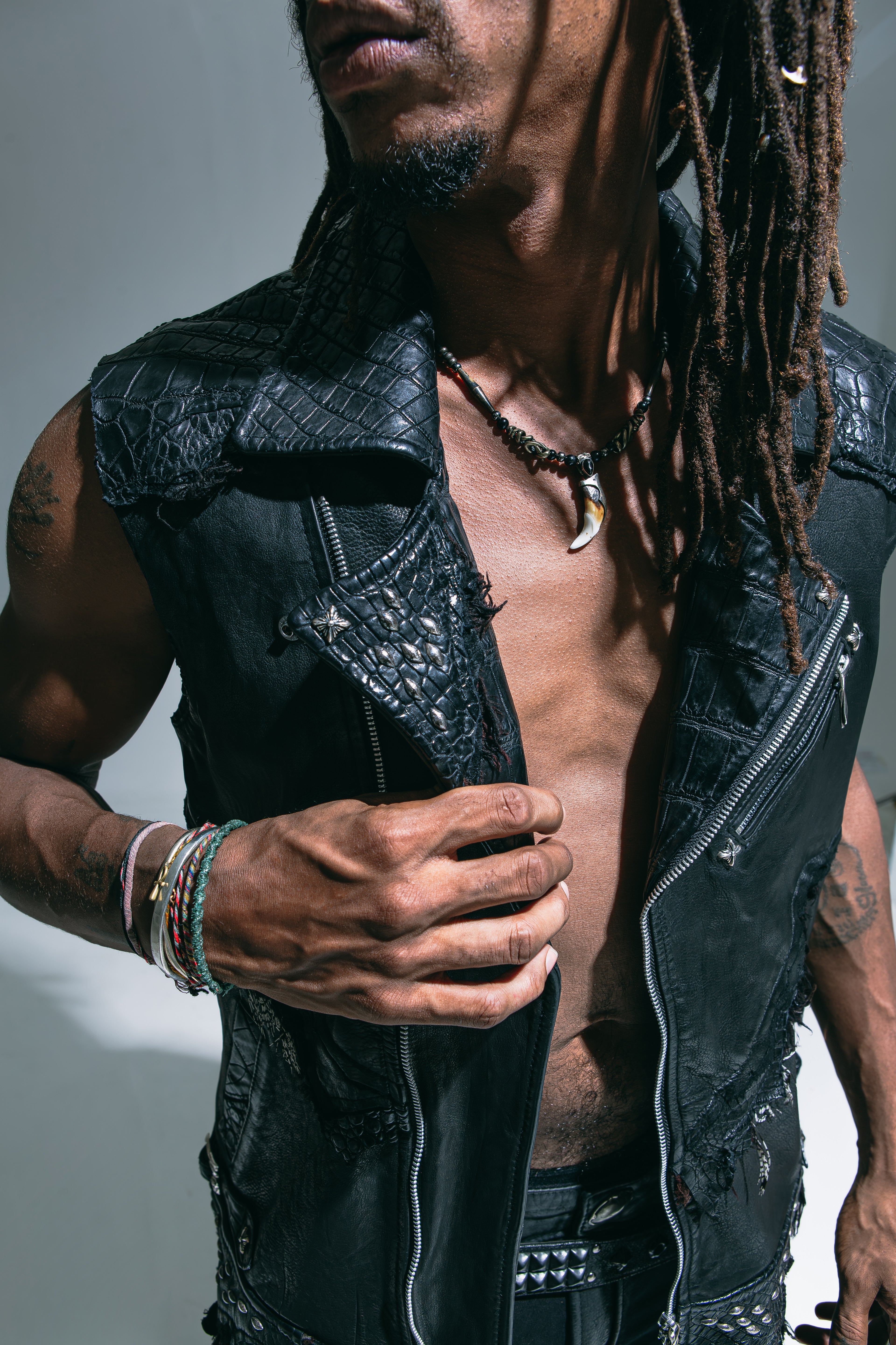 ベスト+ジレ 14th Addiction - 00s archive catorce gimmick leather vest 9235-Top_1080x.jpg?v=1702745260