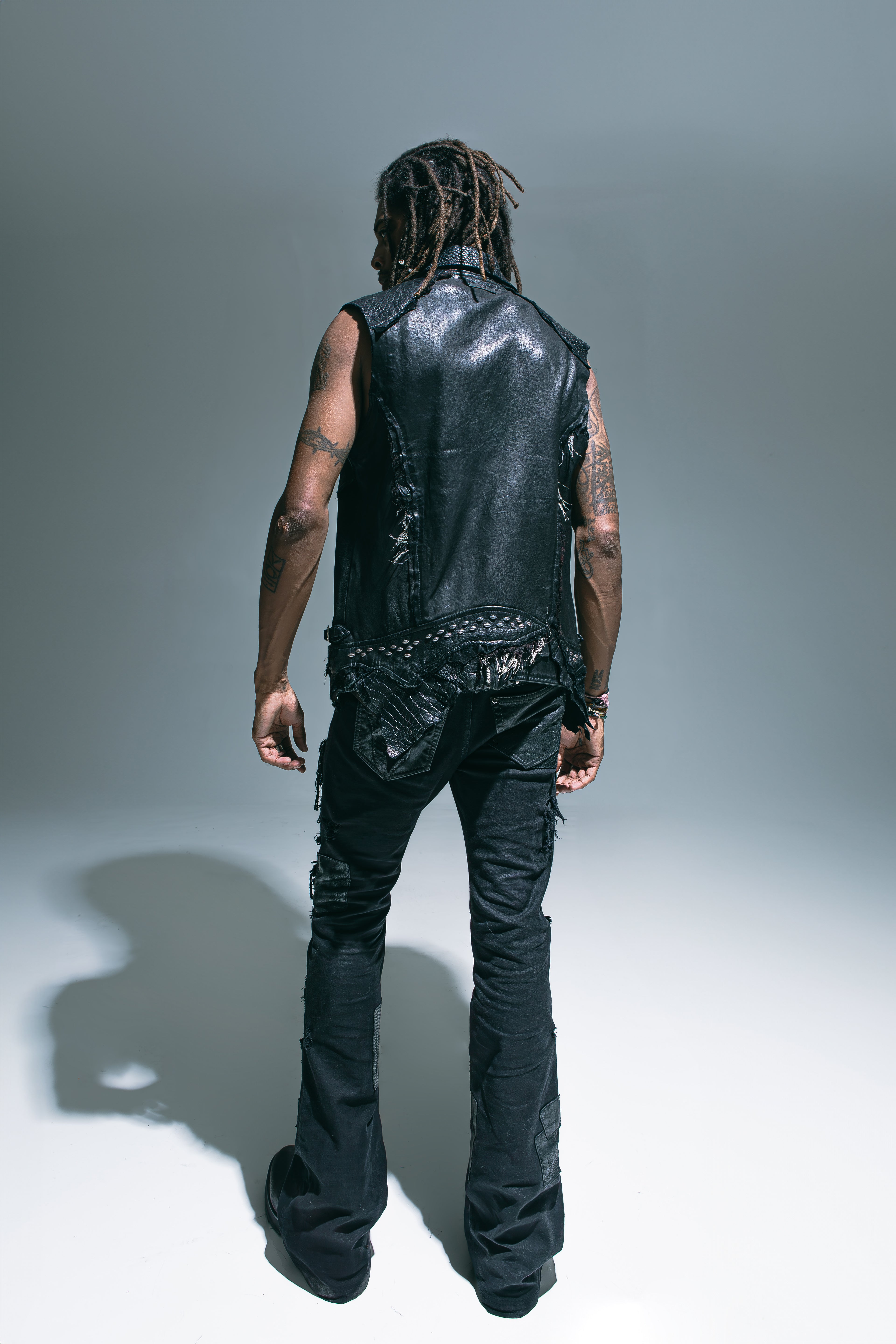 ジャケット・アウター 14th addiction Rogue Hooded Leather Vest L. Breaker Vest Black – 14th Addiction