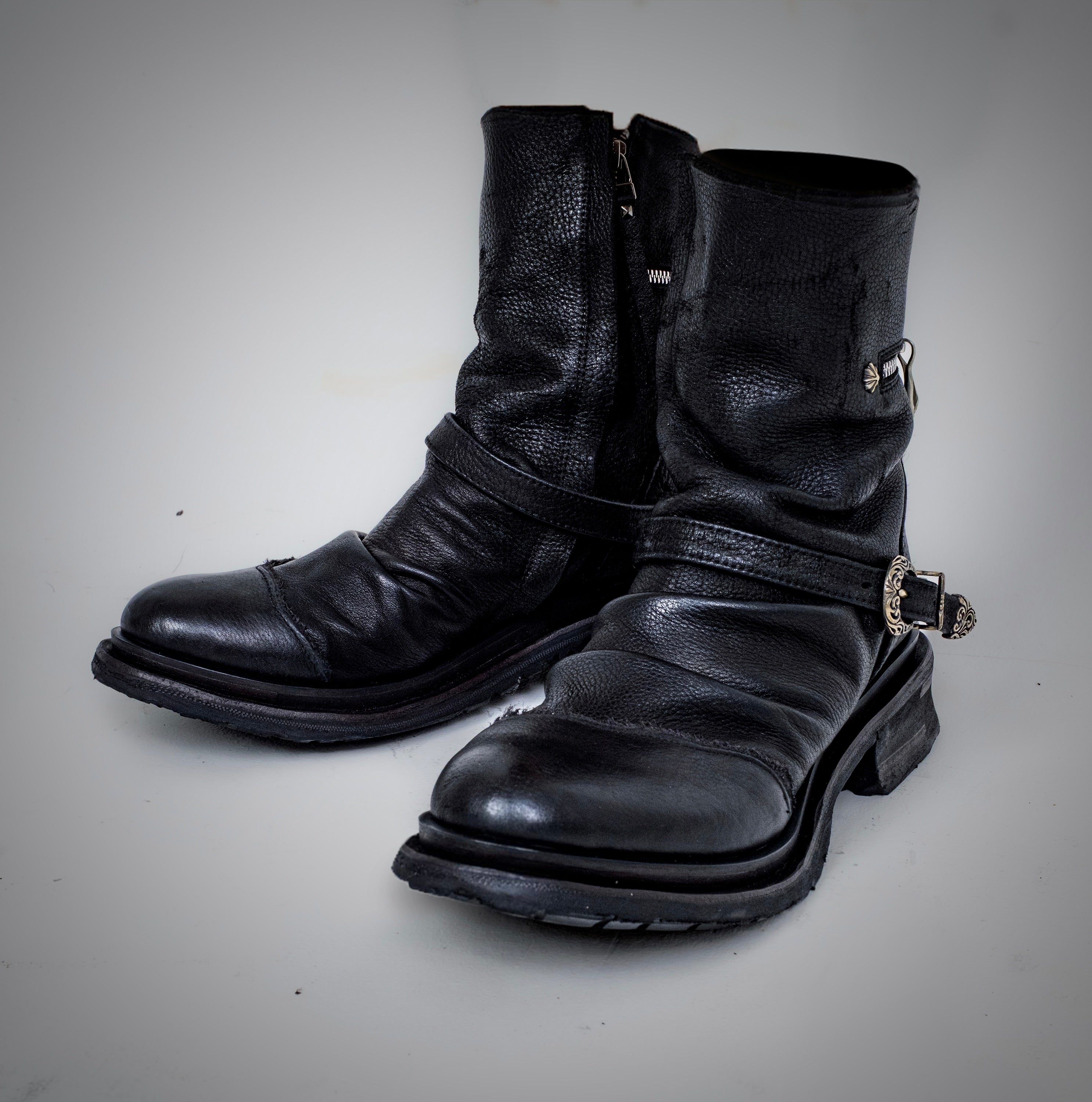 Cross Zip Boots Neo