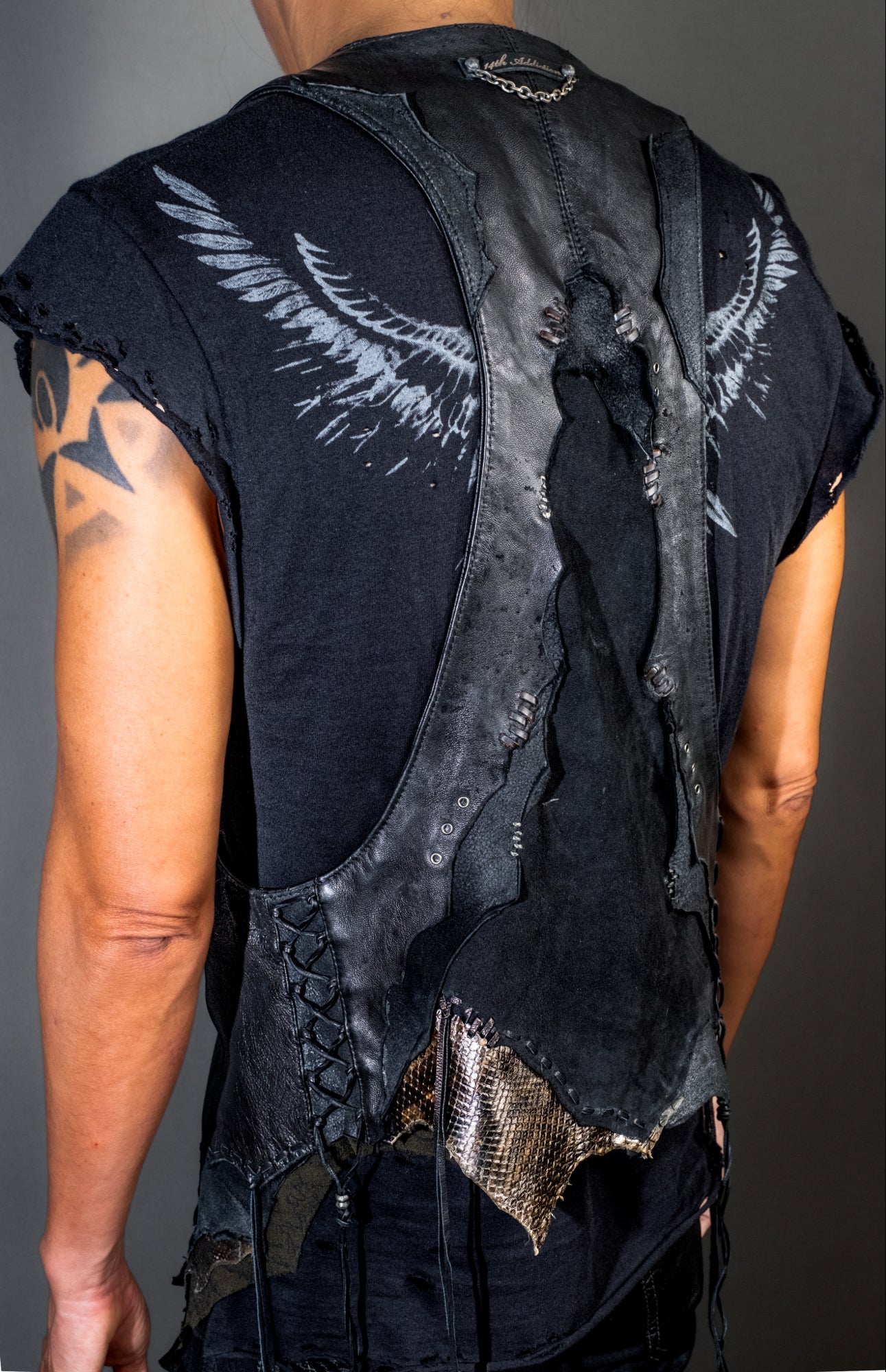 Buffalo Vest DLX – 14th Addiction