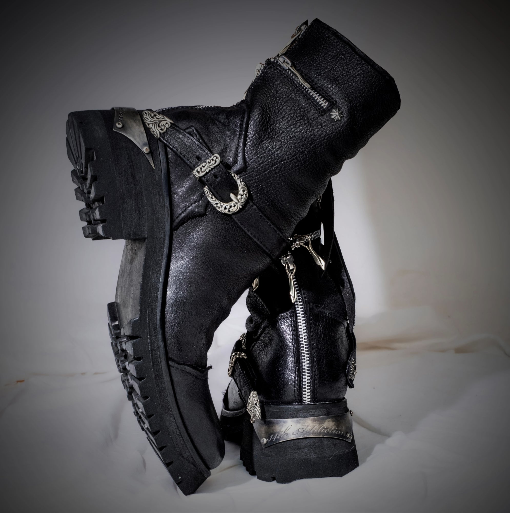 Cross Boots – 14th Addiction