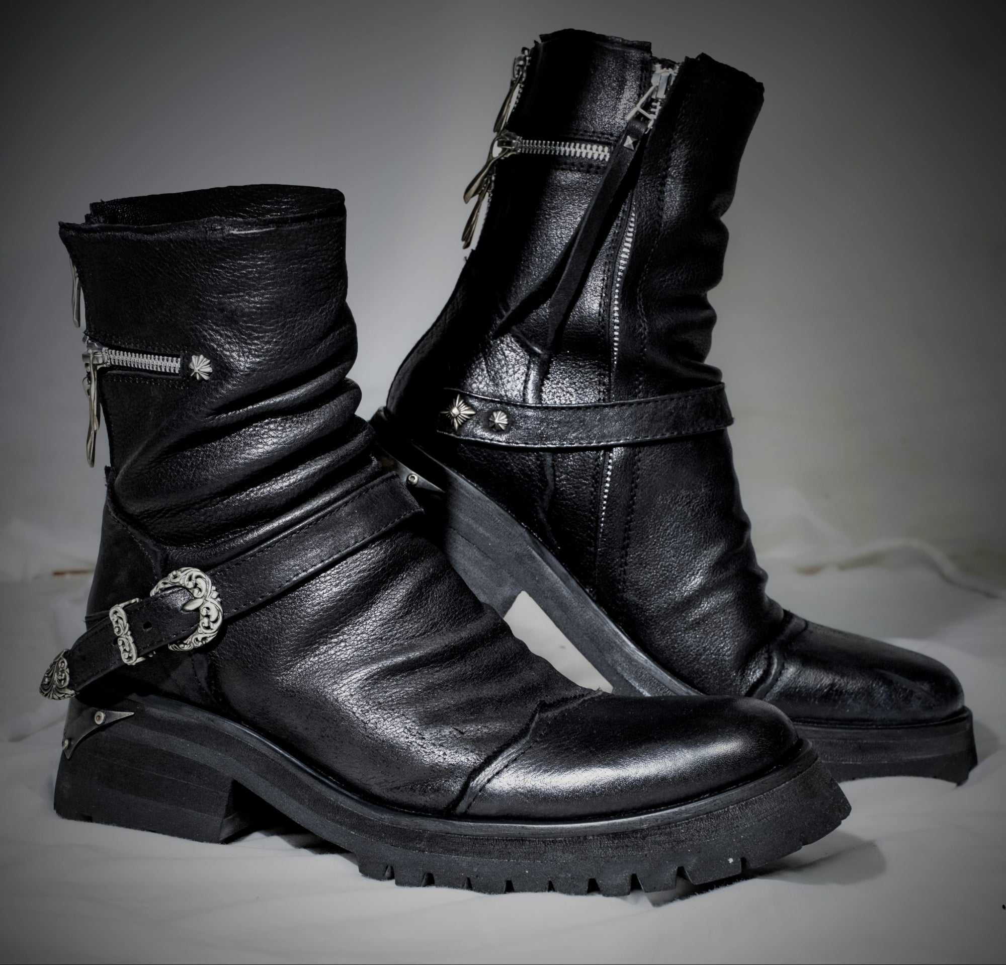 Cross Boots – 14th Addiction