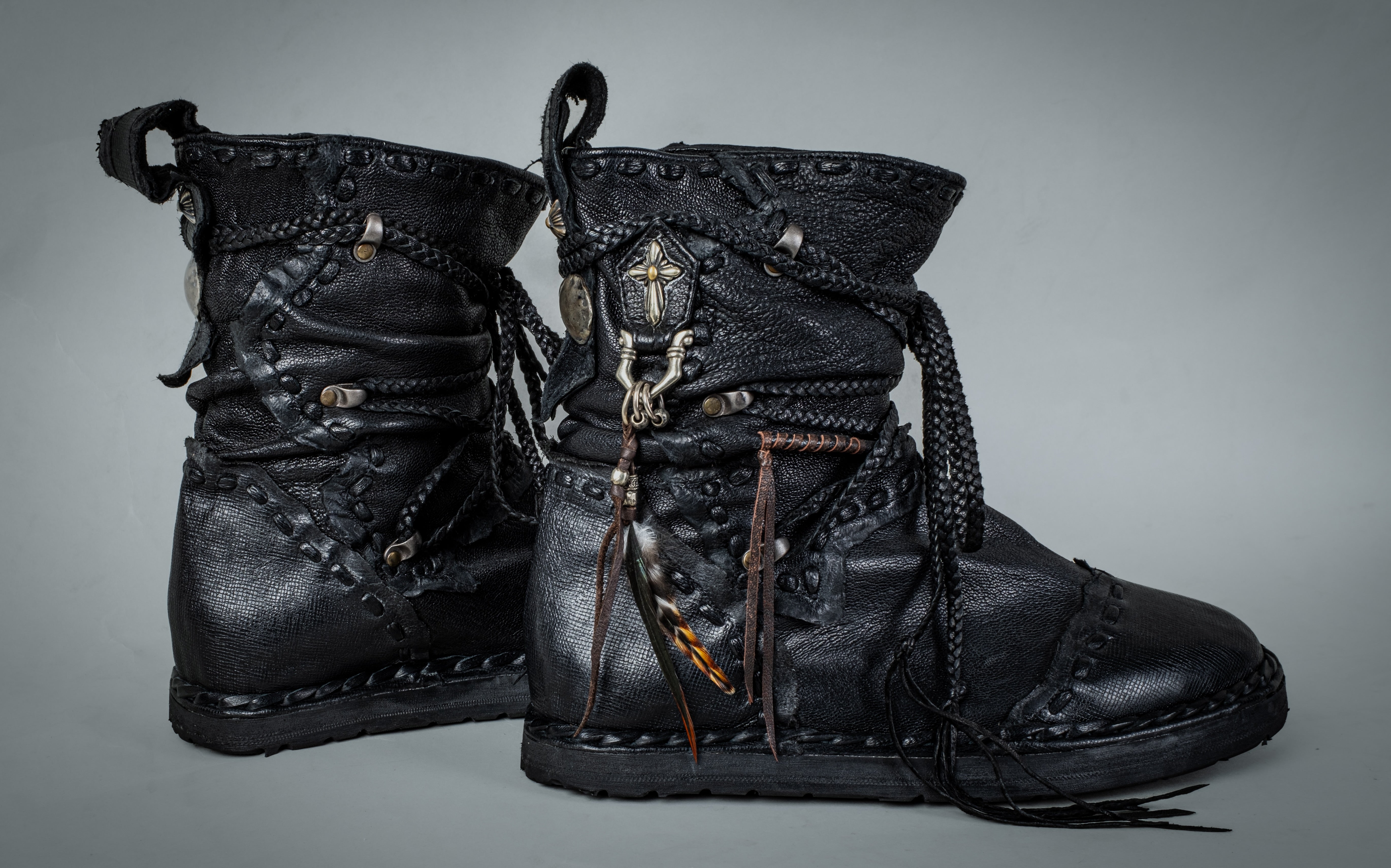 14TH ADDICTION leather boots