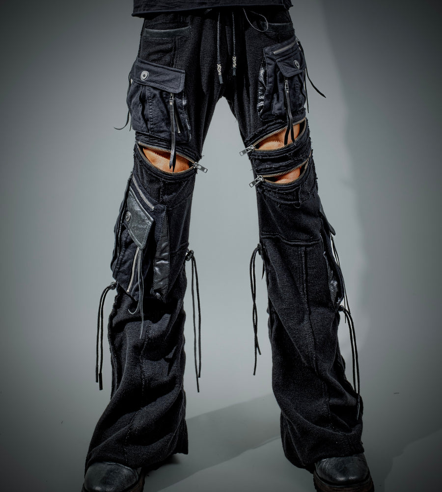 F. Cargo 4 Black