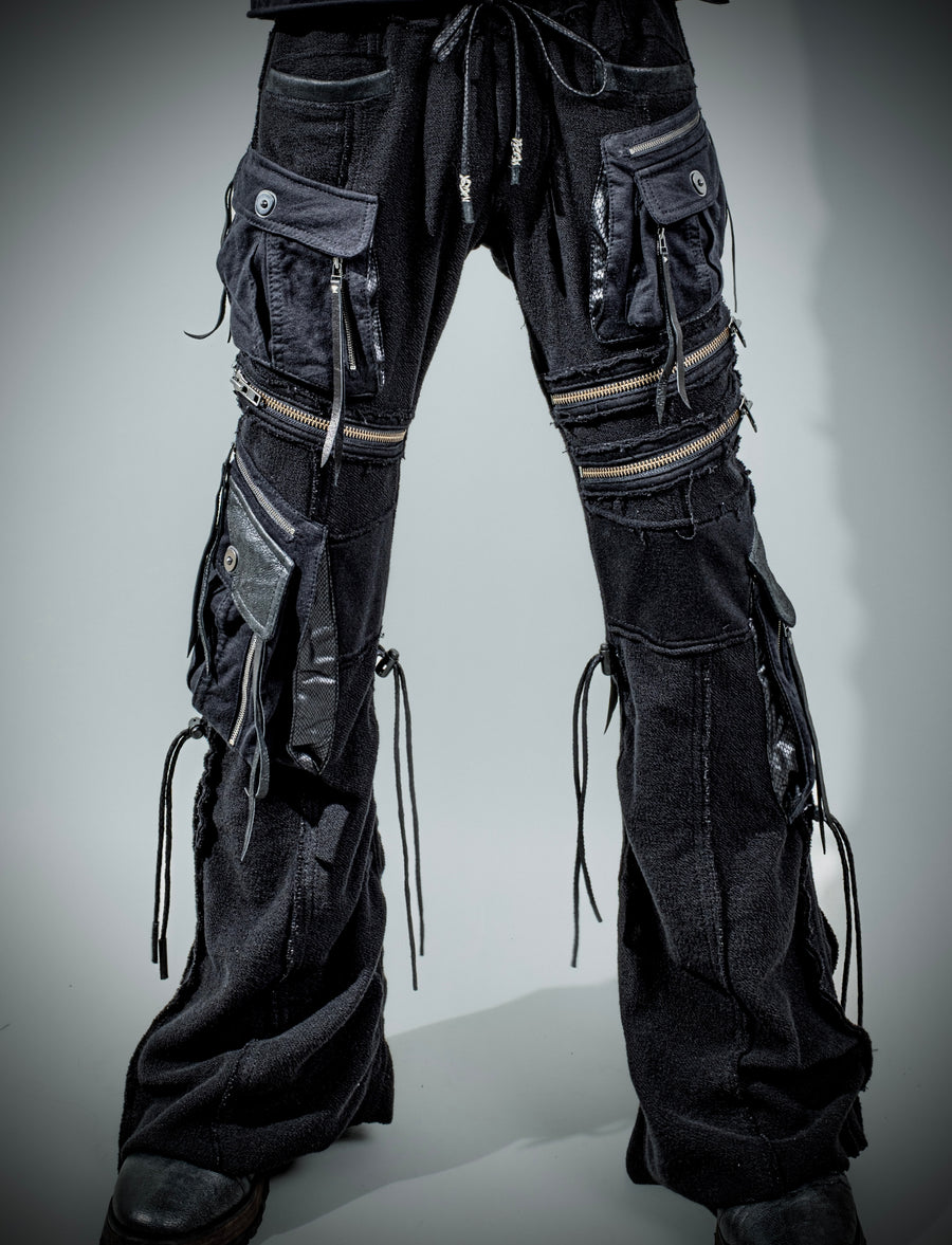 F. Cargo 4 Black