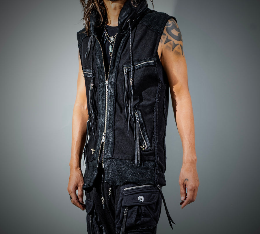 L. Breaker Vest Black