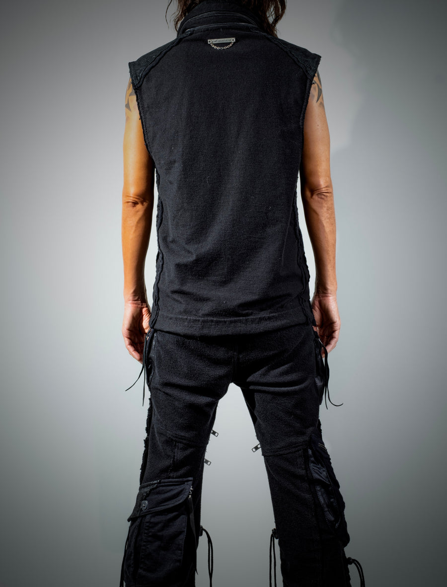 L. Breaker Vest Black
