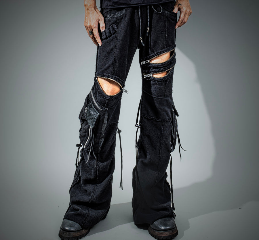 F. Cargo 2 Black