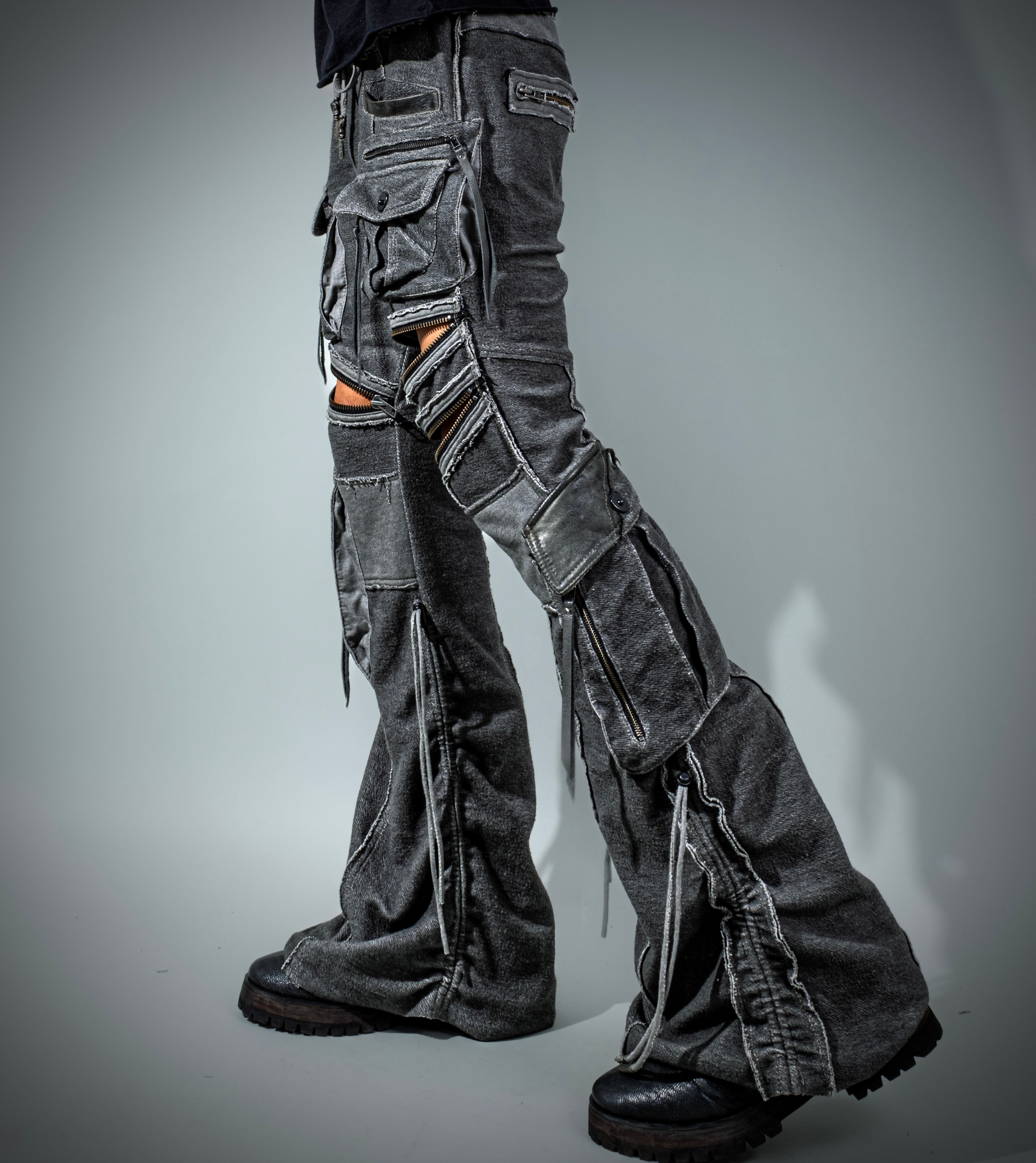 F. Cargo Grey