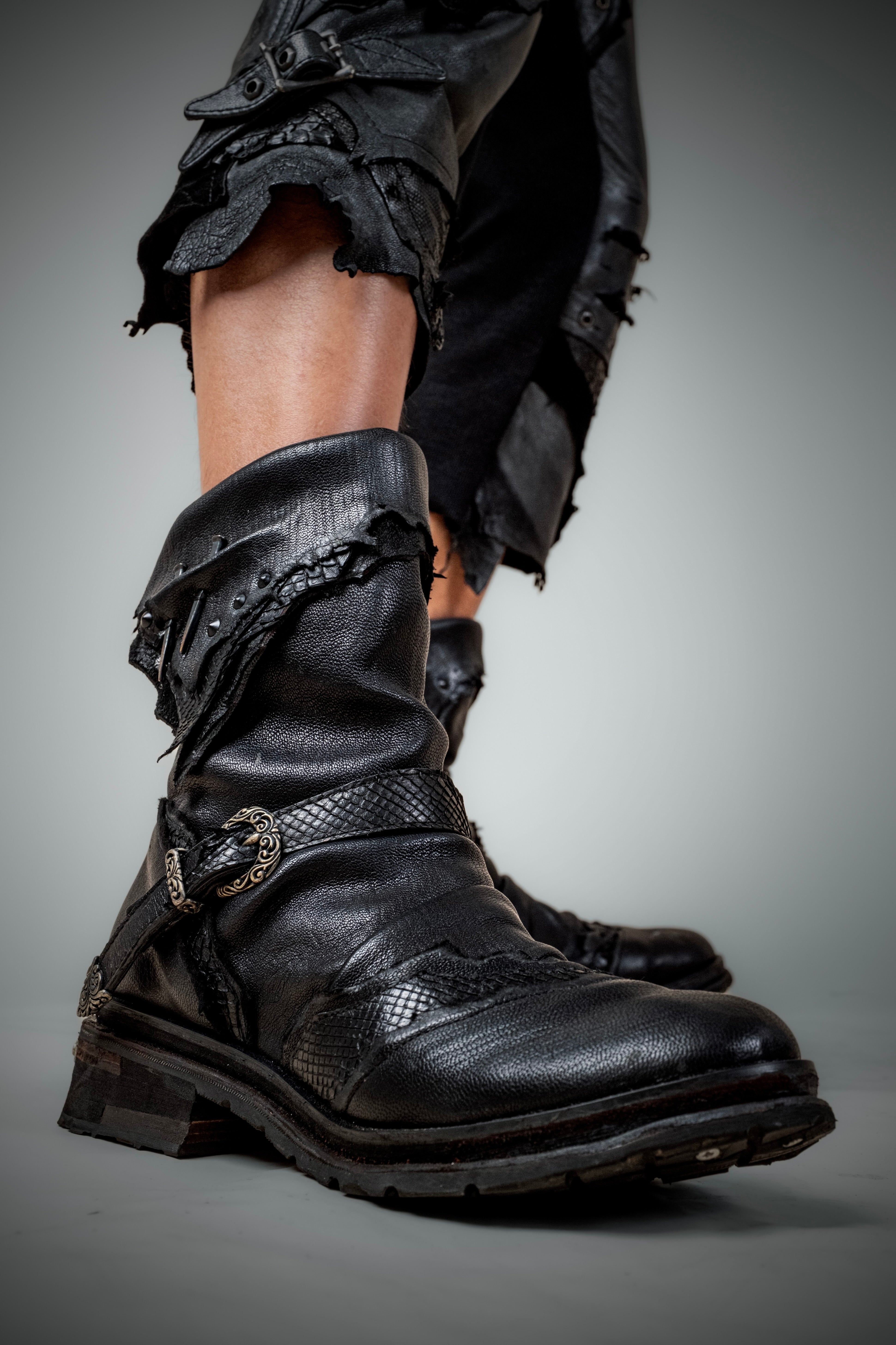 Boots – 14th Addiction