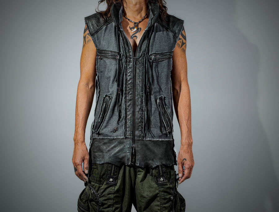 L. Breaker Vest Grey