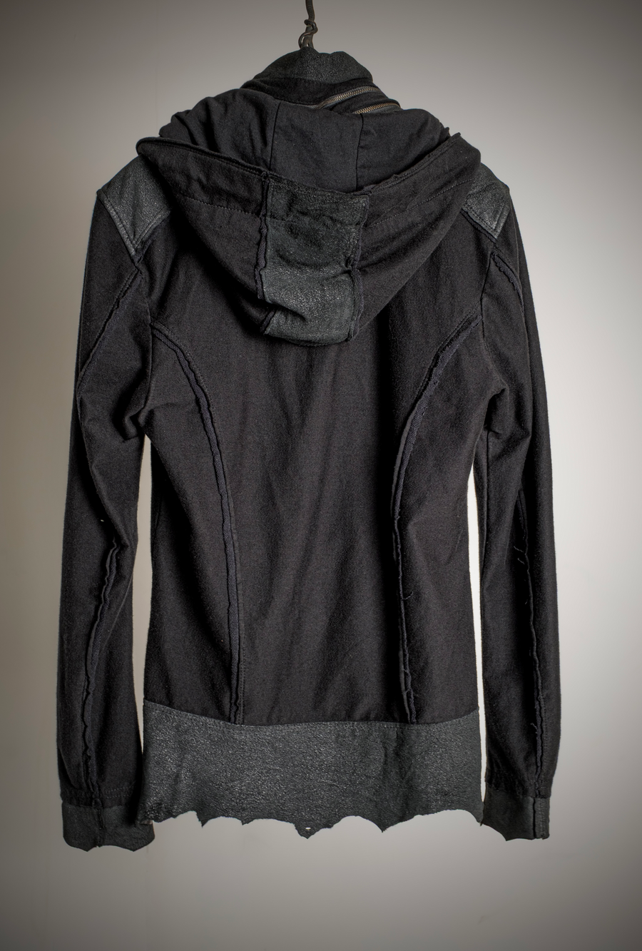 L. Breaker Hoodie Black