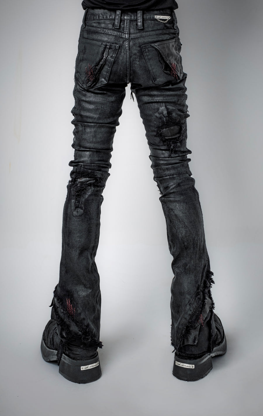 Outrider Carbon Pants 02