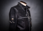 Cross Zip Black