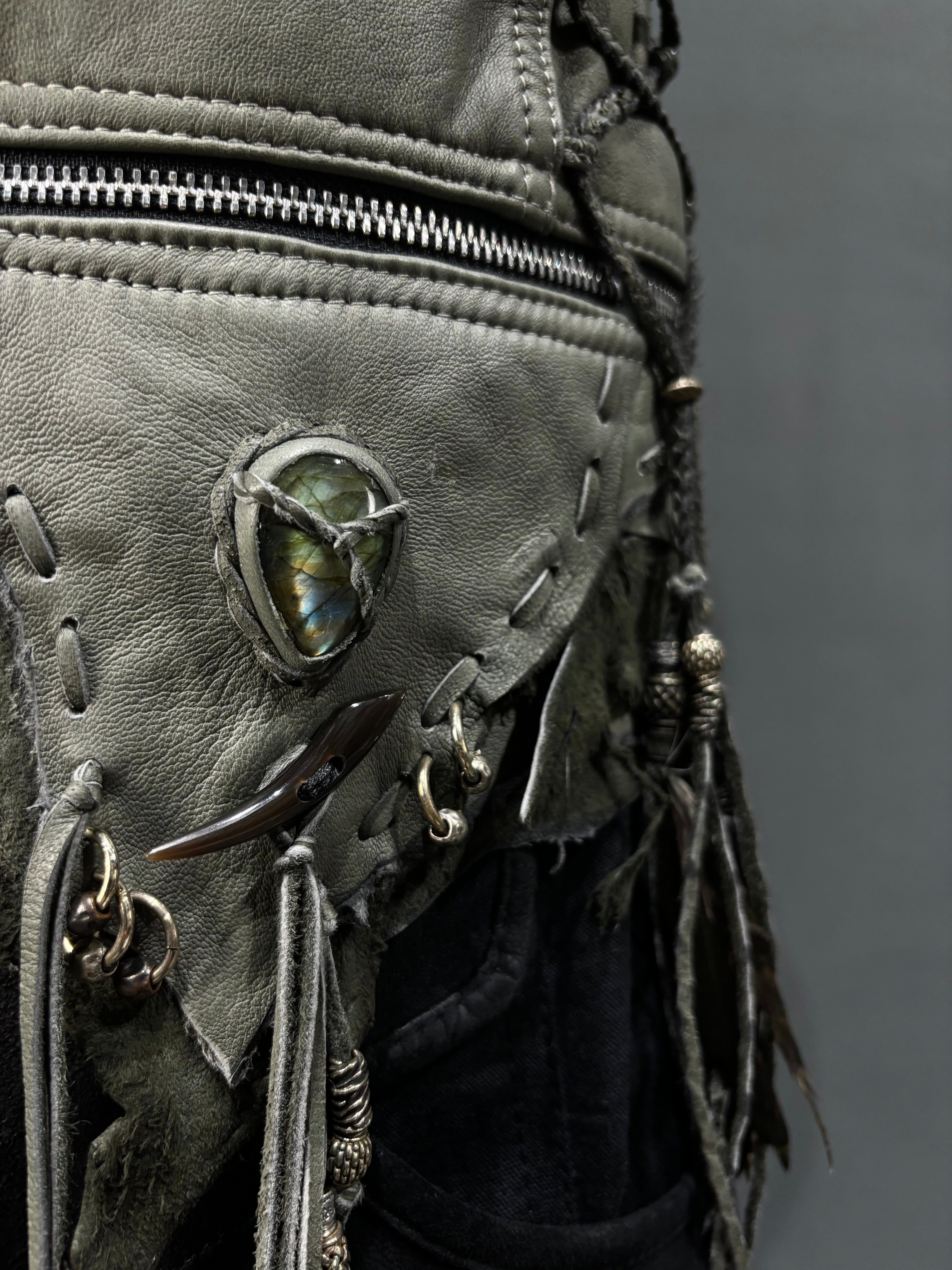 BEAT IT 24 - Grey – 14th Addiction